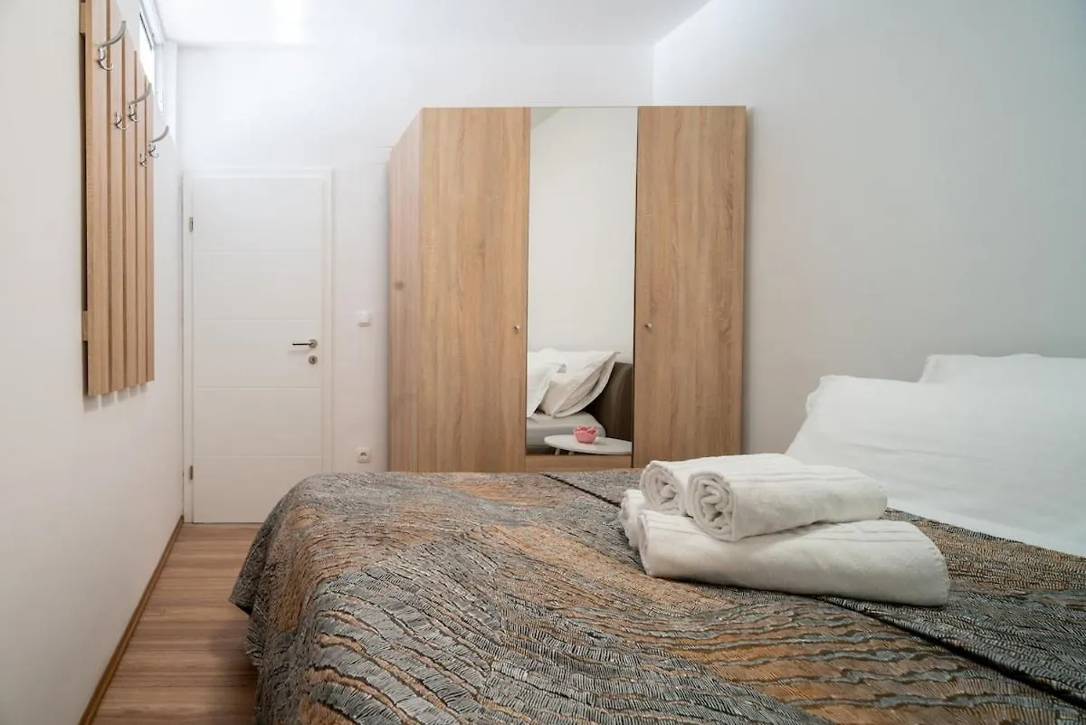 Yellow Old Town Apartment In Center- Brand New Split