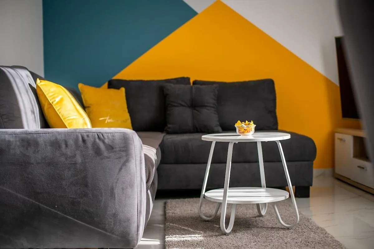 Yellow Old Town Apartment In Center- Brand New Split Croatia